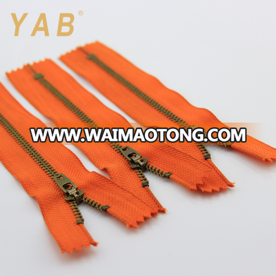 YAB Manufacturer Fancy Custom Color Home Textile Closed End Metal Zipper